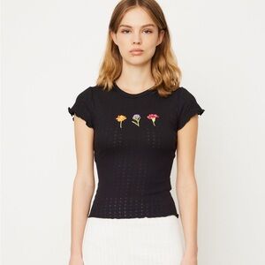 Lisa Says Gah Amber Tee Black Bouquet